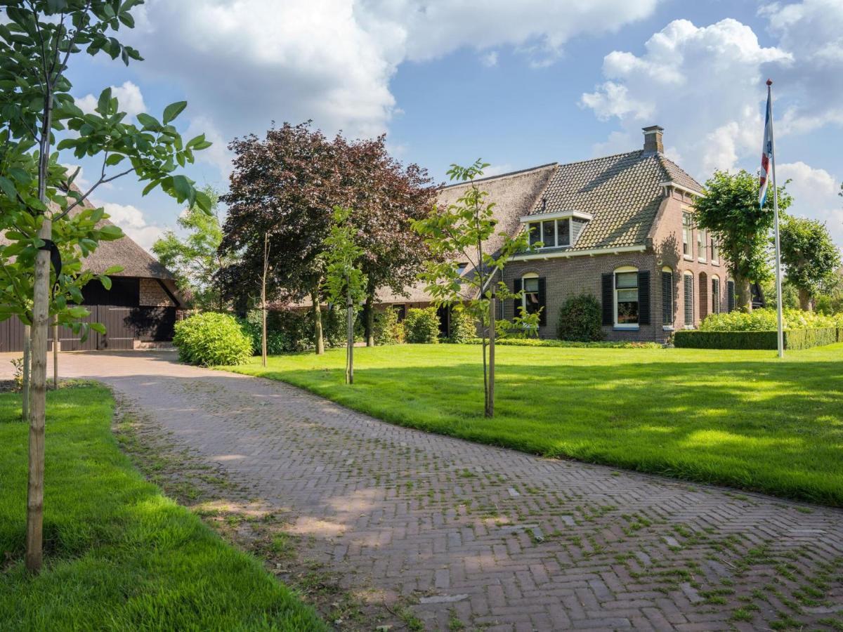 Grandeur Farmhouse In Dwingeloo At A National Park Villa Kültér fotó